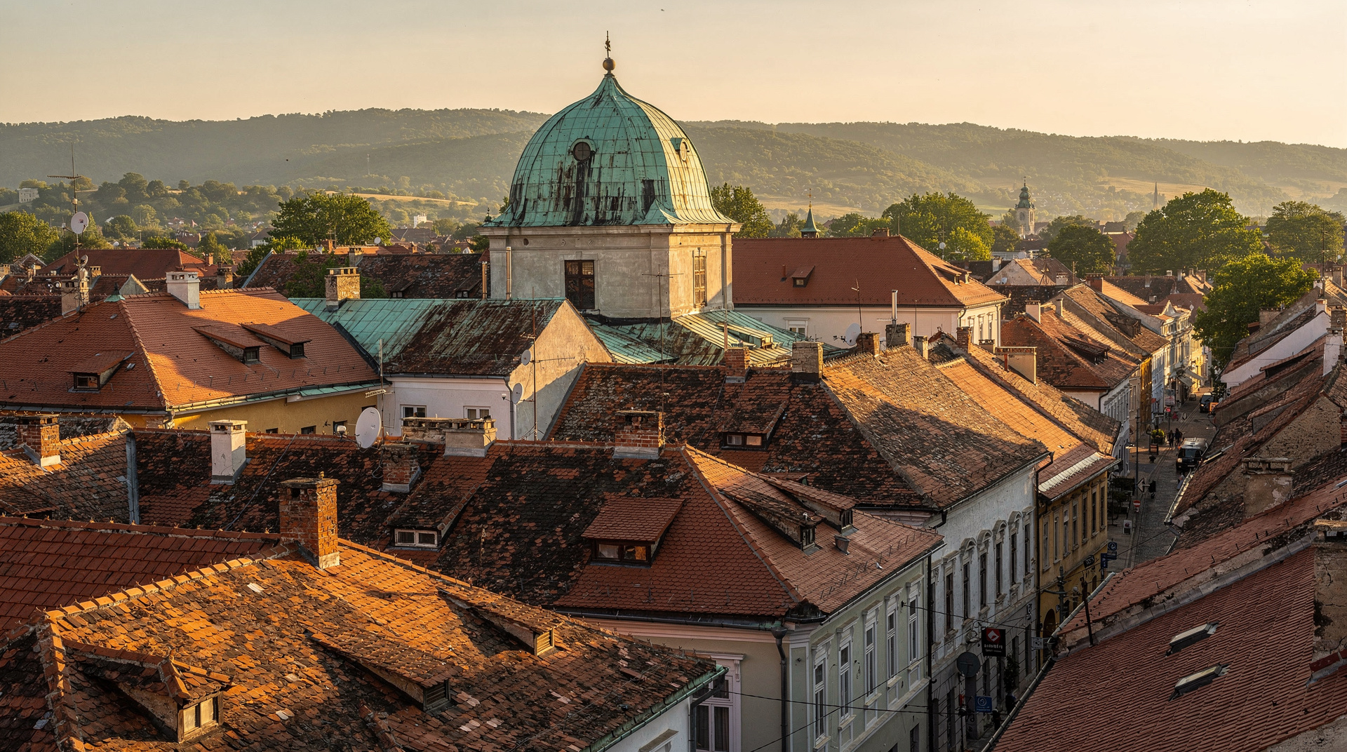 Pécs day trip from Budapest: UNESCO necropolis, Zsolnay, and the mosque-church, Budapest