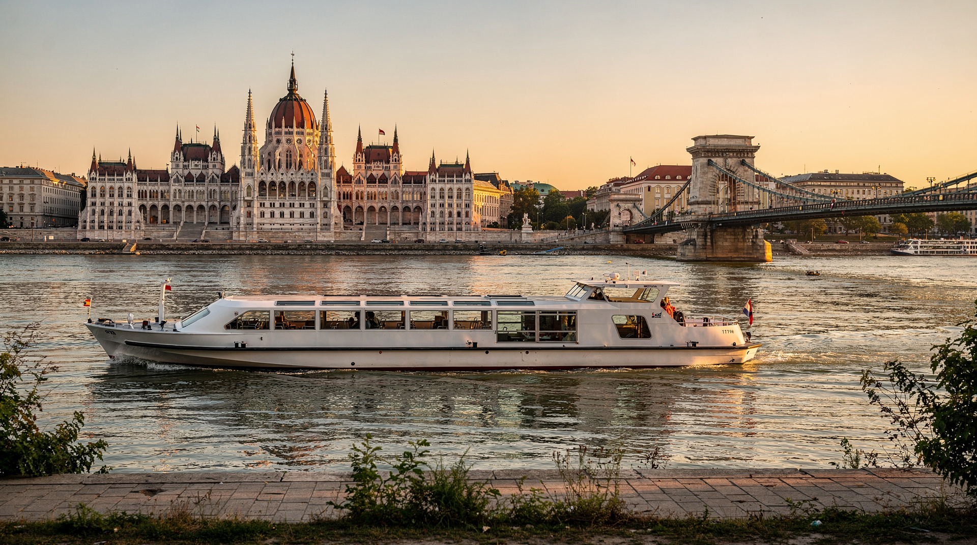 Lohnt sich eine Donaukreuzfahrt in Budapest? Ehrliche Antwort — Lohnt sich eine Donaukreuzfahrt in Budapest? Ehrliche Bewertung: Was man sieht, 